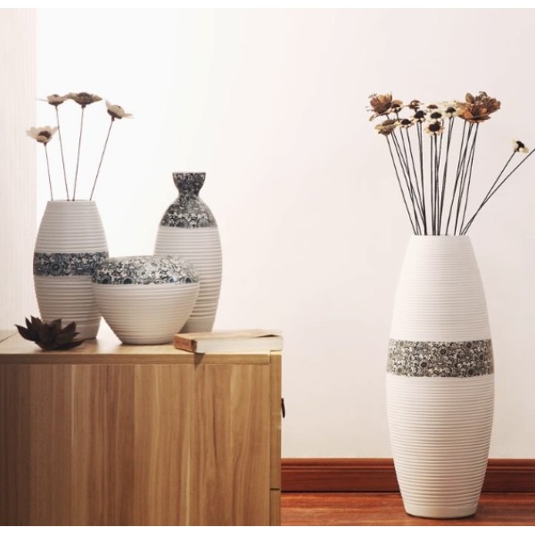 Modern minimalist three piece set of decorative it...
